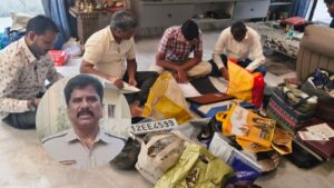 हैदराबाद में DSP के घर रेड में 200 करोड़ की जायदाद का खुलासा, 2 किलोग्राम सोने के गहने, 20 KG चांदी, कई लग्जरी फ्लैट-विला और 50 एकड़ से ज्यादा जमीन के कागजात बरामद​on July 3, 2026 at 2:03 am