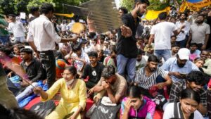दिल्ली के जंतर-मंतर पर शांतिपूर्ण विरोध करने वालों पर केंद्र सरकार का रुख नरम, केस ना दर्ज करने पर कर रही विचार​on July 24, 2026 at 1:11 am