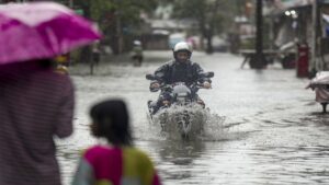 मुंबई की बाढ़ बनी बड़ा संकेत, क्लाइमेट चेंज बदल रहा भारतीय मानसून का पैटर्न, जानिए क्या बोले विशेषज्ञ?​on July 7, 2026 at 4:55 pm