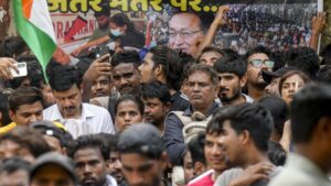 LIVE: दिल्ली के जंतर-मंतर पर प्रदर्शन का 32वां दिन आज, प्रदर्शनकारियों पर हुए बल प्रयोग के मामले की याचिका पर HC में भी होगी सुनवाई​on July 22, 2026 at 1:09 am