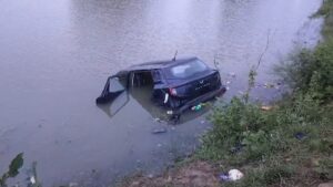 मातम में बदली शादी की खुशियां, तालाब में गिरी बारातियों की कार, 5 लोगों की मौत, 2 बचाए गए​on July 23, 2026 at 4:44 am