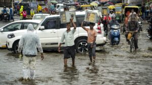 बिहार में आज मूसलाधार बारिश, मौसम विभाग का अलर्ट; जानें आपके राज्य में बरसात का क्या है हाल​on July 15, 2026 at 4:36 am