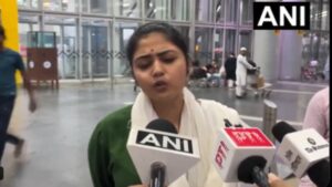 बहुत दिनों बाद दिखीं TMC की बागी सांसद सायनी घोष, छात्रों के विरोध प्रदर्शन पर जानें क्या कहा​on July 24, 2026 at 3:38 pm