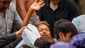 सफदरजंग अस्पताल में ही होगा सोनम वांगचुक का इलाज, पत्नी से मिलने की अनुमति, दिल्ली हाईकोर्ट ने मांगी स्टेटस रिपोर्ट​on July 19, 2026 at 11:01 am