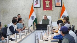 लद्दाख के एलजी विनय सक्सेना ने जारी किया 100 दिन का रिपोर्ट कार्ड, पानी समस्या सुलझाई, पर्यटन को बढ़ावा दिया​on July 12, 2026 at 5:31 pm