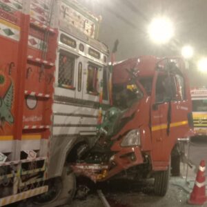 चंडीगढ़-मनाली हाईवे पर 2 ट्रकों की टक्कर, 4 की मौत:सात घायल, नगवाईं अस्पताल में भर्ती; एक ट्रक में पंजाब के 9 लोग थे सवार