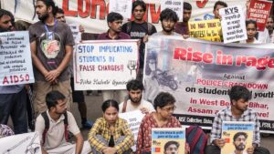 ‘गालीबाज छात्रों को सामुदायिक सेवा करने का आदेश दें’, एयरफोर्स के रिटायर्ड अफसर पहुंचे सुप्रीम कोर्ट​on August 3, 2026 at 7:36 am