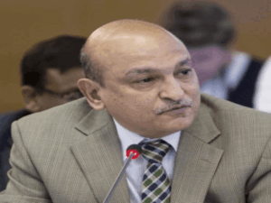हिमाचल में IAS-IPS और IFS कैडर घटाने पर विवाद:पूर्व CS-ACS बोले- HAS-BDO, तहसीलदार की प्रमोशन पर असर पड़ेगा; कम ऑफिसर आईएएस में इंडक्ट होंगे
