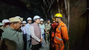 मुख्यमंत्री धामी ने टनल के अंदर जाकर बचाव एवं राहत कार्यों का लिया जायजा, अधिकारियों को दिए आवश्यक निर्देश​on August 14, 2026 at 9:40 am