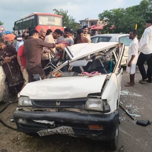 ऊना में बस ने बाइक सवार को कुचला:एक युवक की मौत, दूसरा गंभीर घायल; दो कारों को भी मारी टक्कर