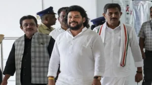 कर्नाटक में 89 करोड़ के वाल्मीकि निगम घोटाले पर भूचाल, मंत्री नागेंद्र ने की इस्तीफे की पेशकश?​on August 26, 2026 at 8:51 am