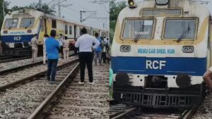 पुरी में पटरी से उतर गया ट्रेन का इंजन, स्टेशन से 300 मीटर दूर की घटना, मौके पर जुटे अधिकारी​on August 14, 2026 at 12:05 pm