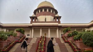 जज बनने की तैयारी करने वालों के लिए खुशखबरी! परीक्षा के लिए अब चाहिए होगा सिर्फ 1 साल वकालत का अनुभव, पढ़िए SC का फैसला​on August 21, 2026 at 4:39 pm