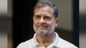 लोकसभा की विशेषाधिकार समिति ने राहुल गांधी को जारी किया नोटिस, गृह मंत्री अमित शाह के खिलाफ टिप्पणी का मामला​on August 14, 2026 at 6:08 pm
