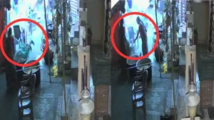 खाना बनाते समय गर्म सांबर के बर्तन में गिरी महिला, हुई दर्दनाक मौत, सामने आया VIDEO​on September 22, 2026 at 6:49 am