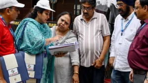 दिल्ली और महाराष्ट्र के SIR में आपत्तियां दाखिल करने की अंतिम तारीख बढ़ी, चुनाव आयोग ने दी बड़ी राहत​on September 26, 2026 at 1:43 pm