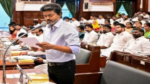 “हर सवाल का जवाब दूंगा, उठकर मत जाना”, विधानसभा में भिड़े सीएम विजय और उदयनिधि​on September 3, 2026 at 3:50 pm