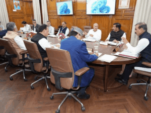 हिमाचल कैबिनेट में फेरबदल की चर्चा, दिल्ली में डटे मंत्री:राहुल गांधी के लौटने का इंतजार; आज मीटिंग संभावित, मंत्रियों की परफॉर्मेंस जानेंगे कांग्रेस नेता