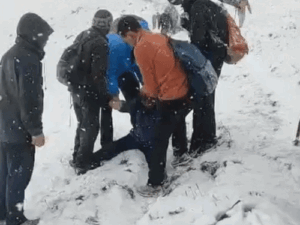 हिमाचल में 2 महिला श्रद्धालुओं की मौत:ड्रिलबुरी पर्वत की परिक्रमा के दौरान हादसा; हाई एल्टीट्यूड सिकनेस, हाइपोथर्मिया और बर्फ पर गिरने से कई घायल