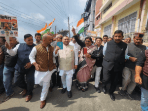 हिमाचल के सभी जिलों में कांग्रेस का प्रदर्शन:SIR के विरोध में DC ऑफिस के बाहर नारेबाजी, CEC ज्ञानेश को हटाने की मांग