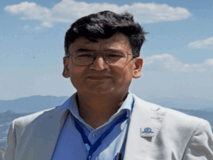हिमाचल हाईकोर्ट का हिमुडा सीईओ विवाद में बड़ा आदेश:सिंगल बेंच के फैसले पर रोक नहीं; सुरिंदर वशिष्ठ को अंतरिम राहत, अंजोरी कपूर CEO रहेंगी