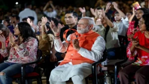 Bhajan Clubbing in Delhi, भजन क्लबिंग में पहुंचे पीएम मोदी, दर्शकों के बीच ताली और डफली बजाई​on September 25, 2026 at 5:55 pm