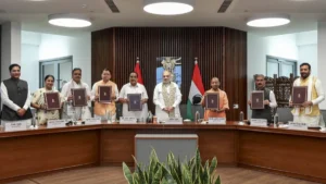 किशाऊ डैम पर अमित शाह ने सुलझाया बड़ा पेंच, 15 हजार करोड़ के इस प्रोजेक्ट से 6 राज्यों को कैसे फायदा होगा?​on September 15, 2026 at 11:56 am