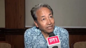 2 अक्टूबर को ज्ञानेश कुमार के खिलाफ कॉकरोच जनता पार्टी का प्रदर्शन, क्या सोनम वांगचुक करेंगे समर्थन? सामने आया बयान​on September 27, 2026 at 12:54 pm