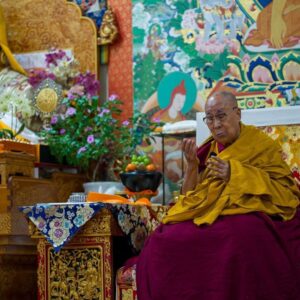 दलाई लामा के दीर्घायु पूजन में जुटेंगे श्रद्धालु:मैक्लोडगंज के मुख्य तिब्बती मंदिर में होगा आयोजन, तीन संस्थाएं करेंगी प्रार्थना