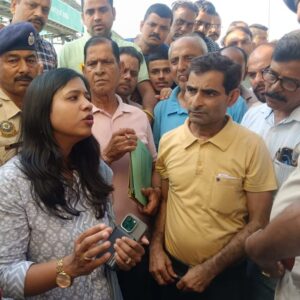 मटौर-शिमला फोरलेन पर टोल शुल्क 3 गुना बढ़ा:ग्रामीणों ने किया विरोध प्रदर्शन; SDM ने 5 किमी दायरे में छूट का दिया आश्वासन