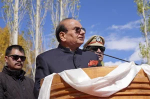 लद्दाख में सिर्फ एक शराब की दुकान चालू, सोनम वांगचुक के आरोपों पर प्रशासन सख्त, कहा-अफवाह न फैलाएं​on October 28, 2026 at 8:16 am