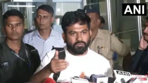 अभिजीत दिपके ने कहा- “दिल्ली पुलिस में इंसानियत नहीं, वे वर्दी पहने गुंडे हैं”, माता-पिता का भी सामने आया बयान​on October 11, 2026 at 6:25 pm