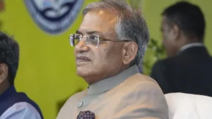 CEC ज्ञानेश कुमार के खिलाफ SC में नई याचिका दायर, की गई उनके 14 फैसलों की रद्द करने की मांग​on October 1, 2026 at 11:55 am