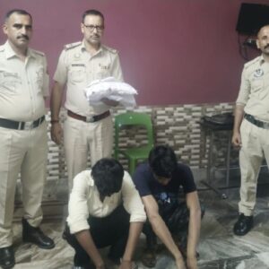 ऊना के होटल में नशे सहित 2 युवक अरेस्ट:पुलिस ने चिट्टा-36 सिरिंज की बरामद; 2 दिन में 27.38 ग्राम चिट्टा किया रिकवर