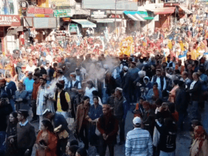 कुल्लू दशहरा मेला आज से, 7 दिन चलेगा:376 साल पुरानी परंपरा, राजा ने भगवान रघुनाथ को समर्पित किया था राजपाट