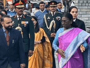 राष्ट्रपति मुर्मू को गुच्छी, लाल-चावल और बाथू की खीर परोसी:मनाली मॉल रोड से बच्चों के लिए खरीदीं तिब्बती शर्ट, आज दिल्ली लौटेंगी