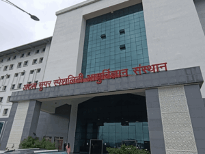 हिमाचल- IGMC-चमियाना में 10 महीने से ओपन हार्ट सर्जरी बंद:CTVS-कार्डियोलॉजी बिना तैयारी शिफ्ट किए; मरीज बेहाल, PGI चंडीगढ़ में एक साल तक की वेटिंग