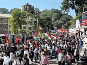 धर्मशाला में भाजपा की पदयात्रा:कांग्रेस पर बरसे सांसद भारद्वाज, बोले- बांग्लादेशी घुसपैठियों की पहचान से कांग्रेस परेशान, SIR के समर्थन में प्रदर्शन