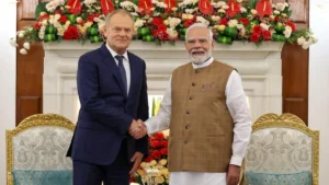‘भारत हम सभी के लिए उम्मीद की किरण’, पोलैंड के प्रधानमंत्री ने की PM मोदी की जमकर तारीफ​on October 22, 2026 at 10:33 am