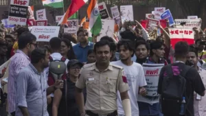 CEC ज्ञानेश कुमार के खिलाफ प्रदर्शन आज क्यों हुआ फ्लॉप? सामने आई आयोजकों की नाकामी की वजह​on October 23, 2026 at 4:09 pm