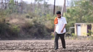अब मुख्यमंत्री से किसानों के लिए दुल्हन तलाशने की योजना की मांग, अविवाहित किसान पुरुष निराशा में कर रहे आत्महत्या​on October 4, 2026 at 2:08 am