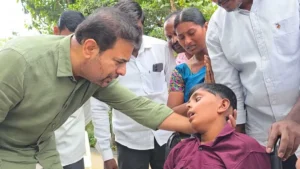 ‘डरो मत, मैं तुम्हारे साथ हूं’, ब्रेन कैंसर से जूझ रहे 13 साल के बच्चे को KTR का भरोसा​on October 17, 2026 at 5:10 pm