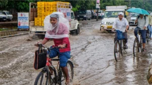 बिहार-छत्तीसगढ़ से लेकर हरियाणा-पंजाब तक आज भारी बारिश का अलर्ट, 60 किमी की स्पीड से चल सकती हैं तेज हवाएं​on October 31, 2026 at 2:27 am
