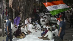 CEC के खिलाफ प्रदर्शन के बीच राहुल-प्रियंका से गृह मंत्रालय के संपर्क का दावा खारिज, PIB Fact Check ने बताया फर्जी​on October 6, 2026 at 3:15 pm