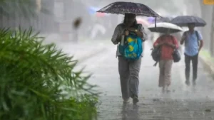 देश के कई राज्यों में भारी बारिश का येलो अलर्ट, पहाड़ों पर बर्फबारी; कई इलाकों में 50 किमी की स्पीड से चलेंगी हवाएं​on October 11, 2026 at 2:25 am
